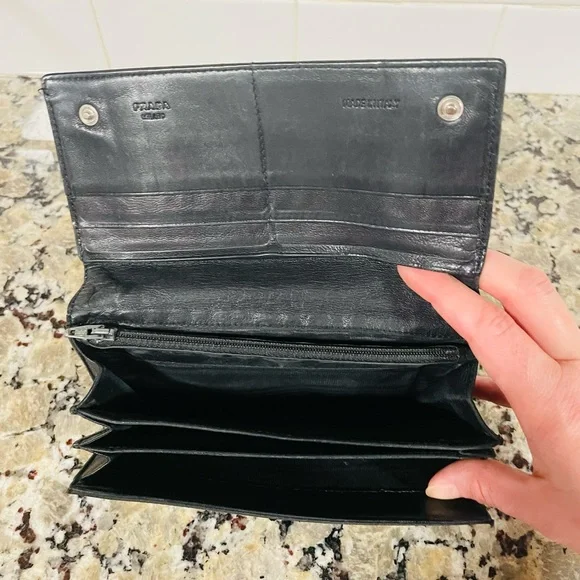 PRADA Black Large Classic Wallet 💯 AUTHENTIC - Picture 7 of 15